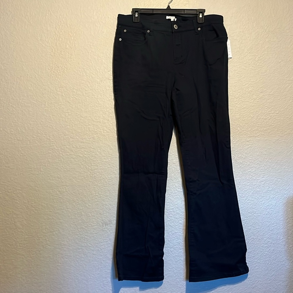 STS Blue Women’s Black Boot Cut Pants